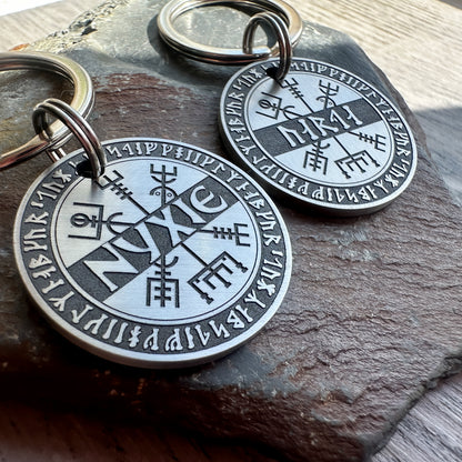 Vegvisir with Rune Border