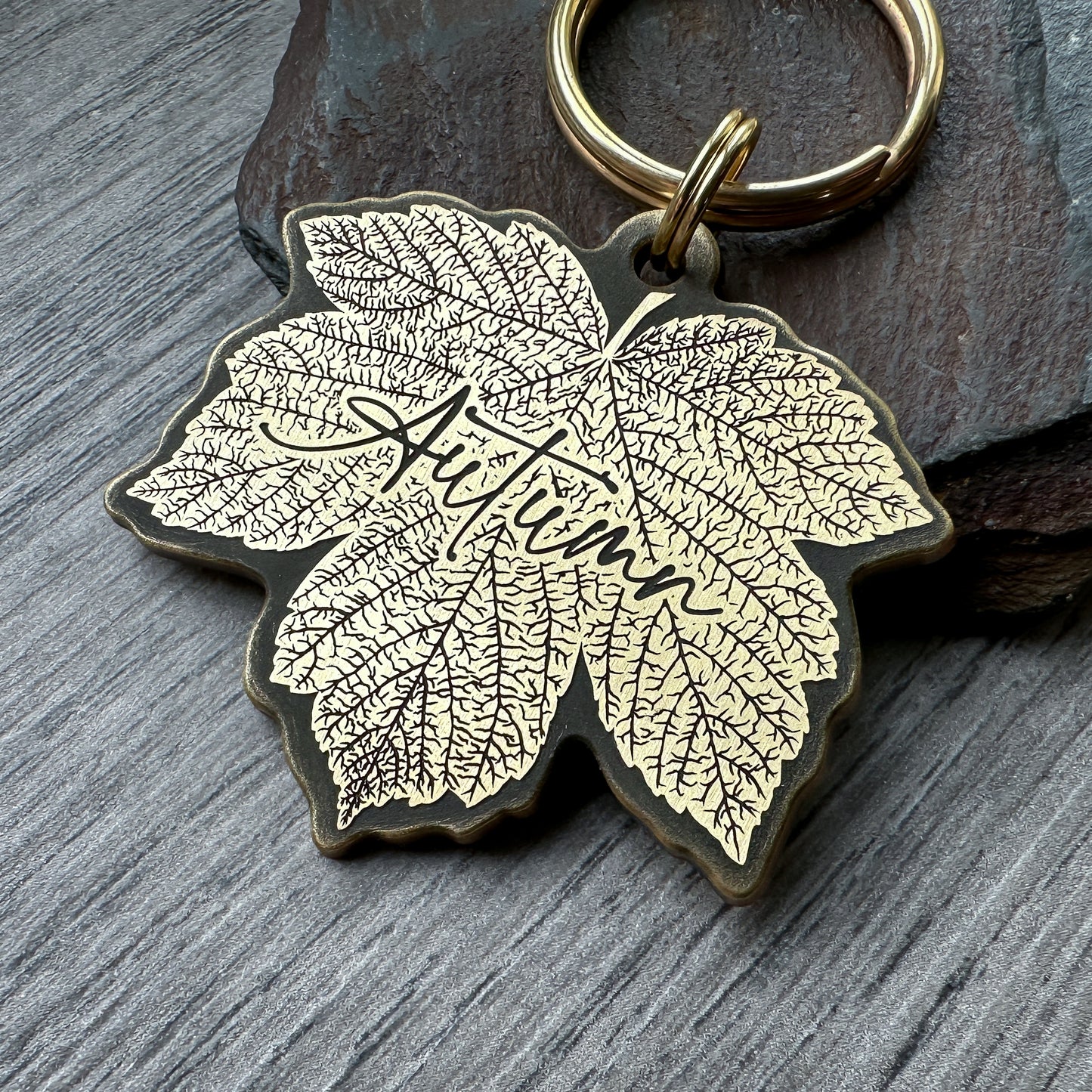 Autumn Leaf Shape - Light