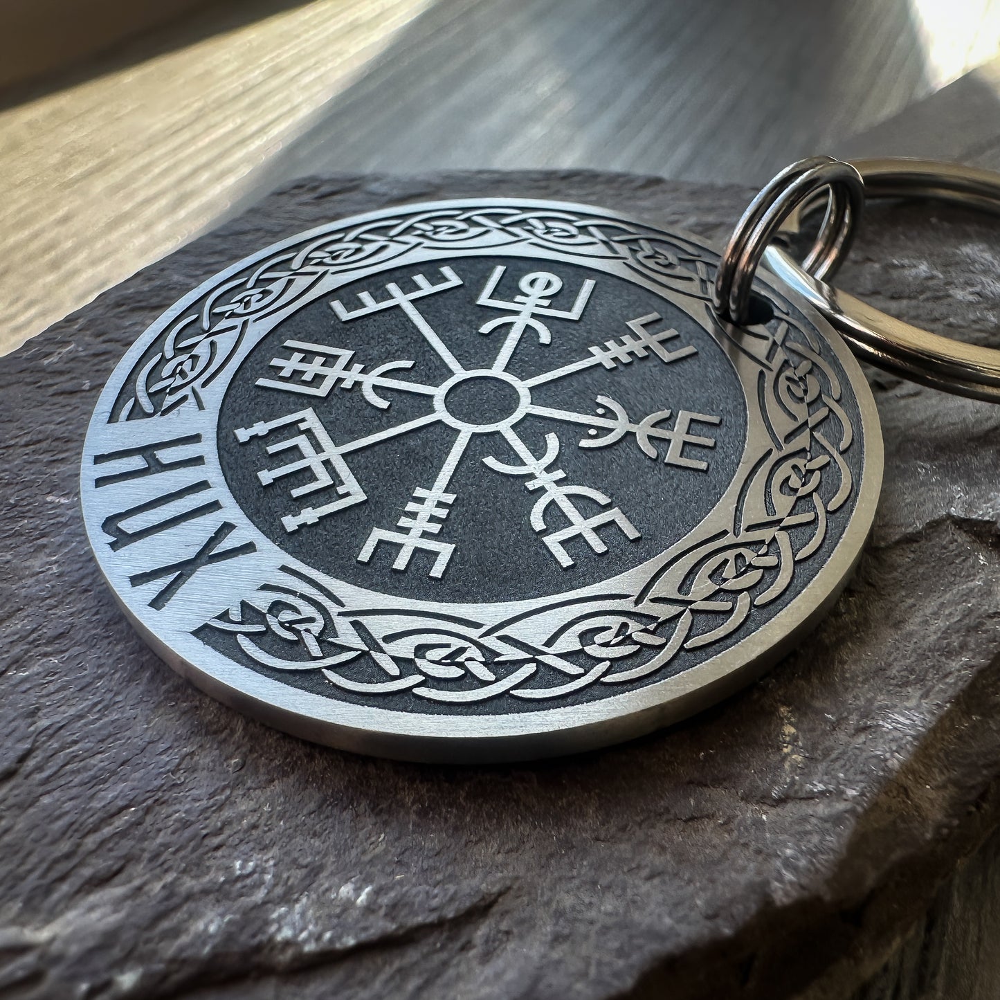Dark Vegvisir Compass
