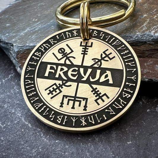 Vegvisir with Rune Border